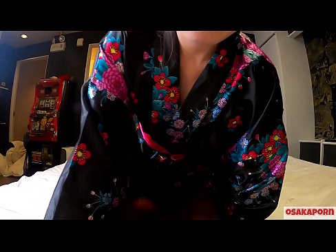 ❤️ Intombazane encane ye-cosplay ithanda ucansi ku-orgasm nge-squirt ku-horsewoman kanye ne-blowjob. Intombazane yase-Asia onoboya obunoboya kanye nosisi abahle imvunulo yendabuko yase-Japan kuvidiyo yemfundamakhwela ebonisa ukushaya indlwabu ngamathoyizi e-fuck. I-Sakura 3 OSAKAPORN. Amahule kithi
